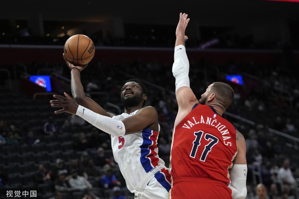 来自德乙和 来自德乙和