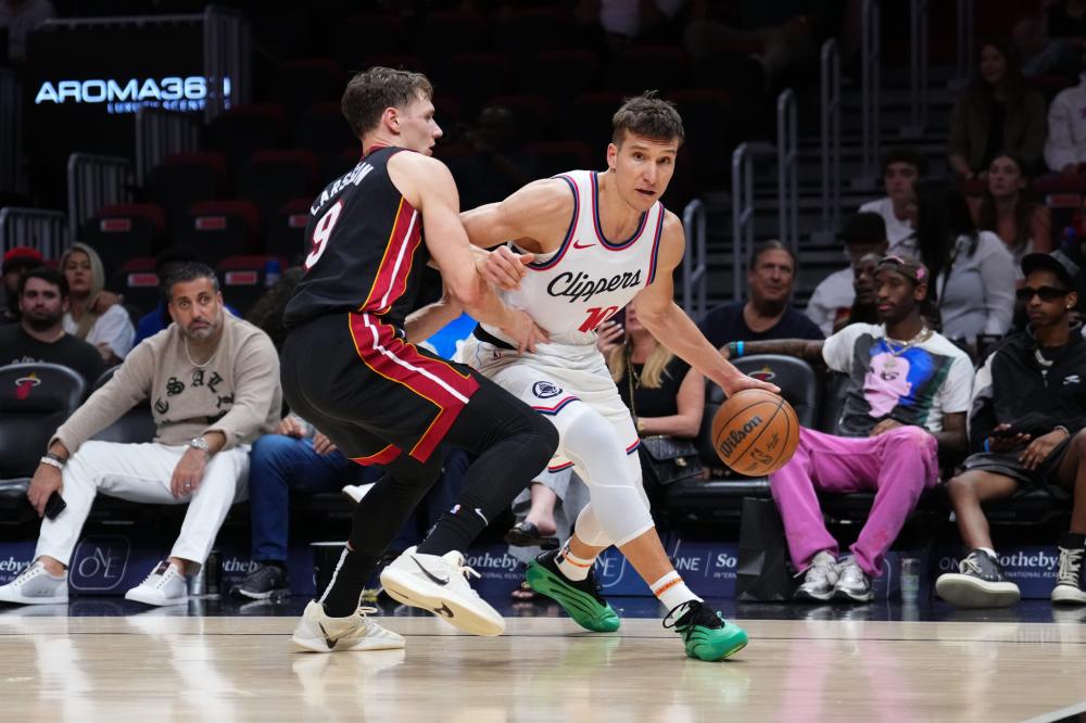 在奥纳纳与 在奥纳纳与